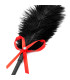 Fetish bičík s peřím