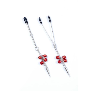 Svorky na bradavky s červenými zvonky